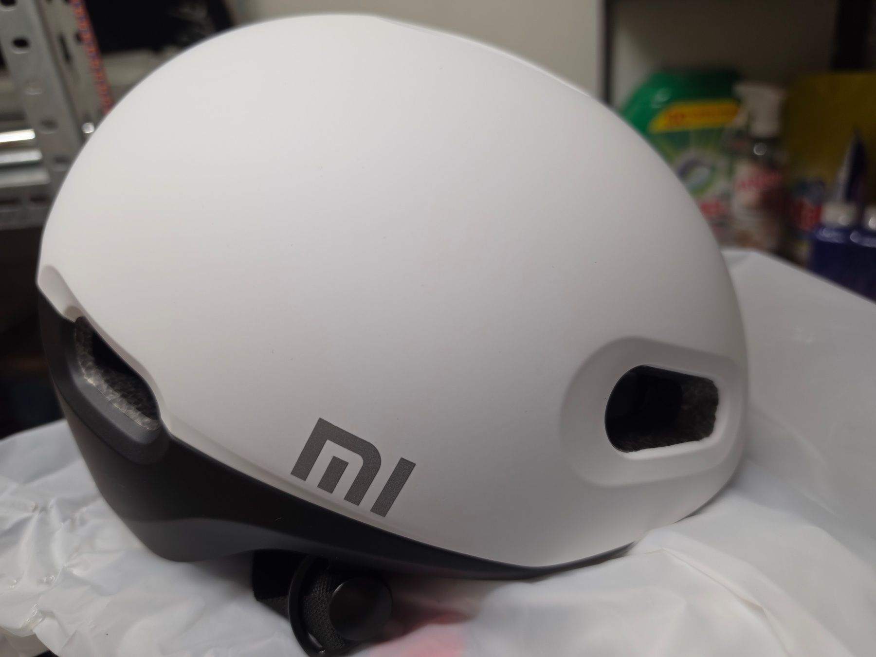 Caschi: Helm weiss Mi *** – Nuovo e nell'imballaggio originale da Zürich venduto da Fifa 1