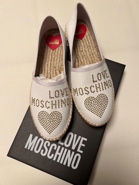 Love hot sale moschino ballerinas