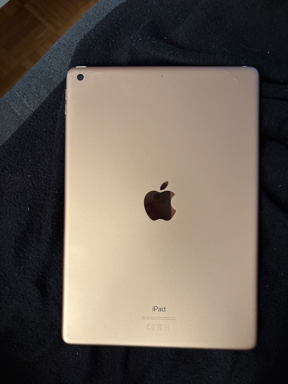 Apple Tablet PC: Apple iPad 8 Gold (2020) – Gebraucht aus Heerbrugg von Knechtlein 1