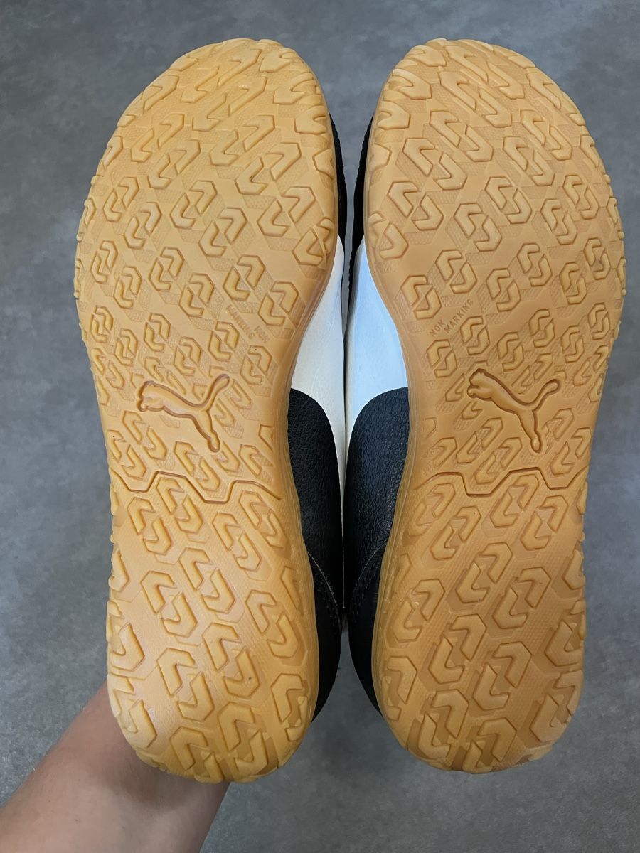 Puma Chaussures hommes: Hallenturnschuhe Puma Gr. 34 – D'occasion à Luzern par airela 2