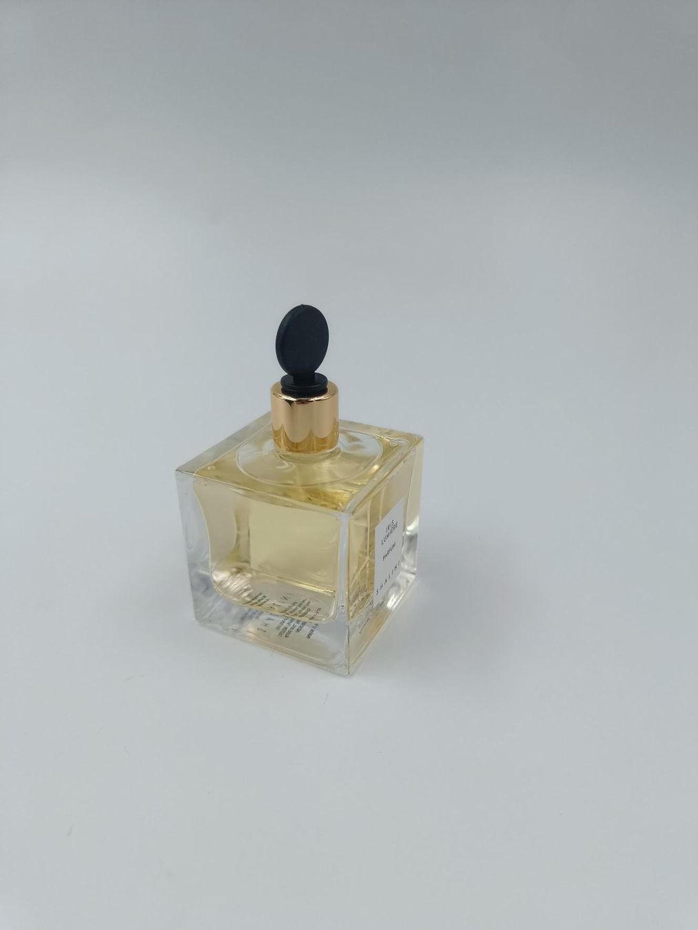 Profumi & Eau de Toilette: SHALINI EAU DE PARFUM " IRIS LUMIÈRE ",  50ML – Nuovo e nell'imballaggio originale da Luzern venduto da EdiGem 2