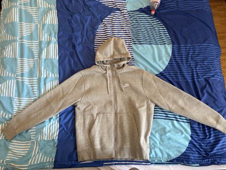 Nike Jacke Grau, Grösse M, Top Zustand!