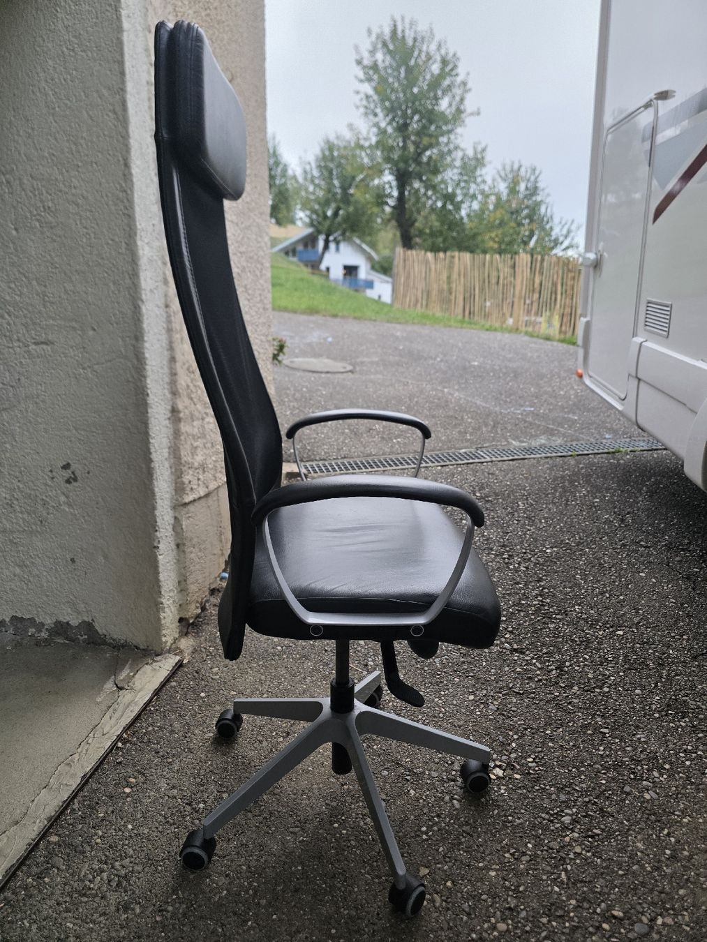 Ikea Sedie: Bürostuhl Ikea – Usato da Liestal venduto da producer 1