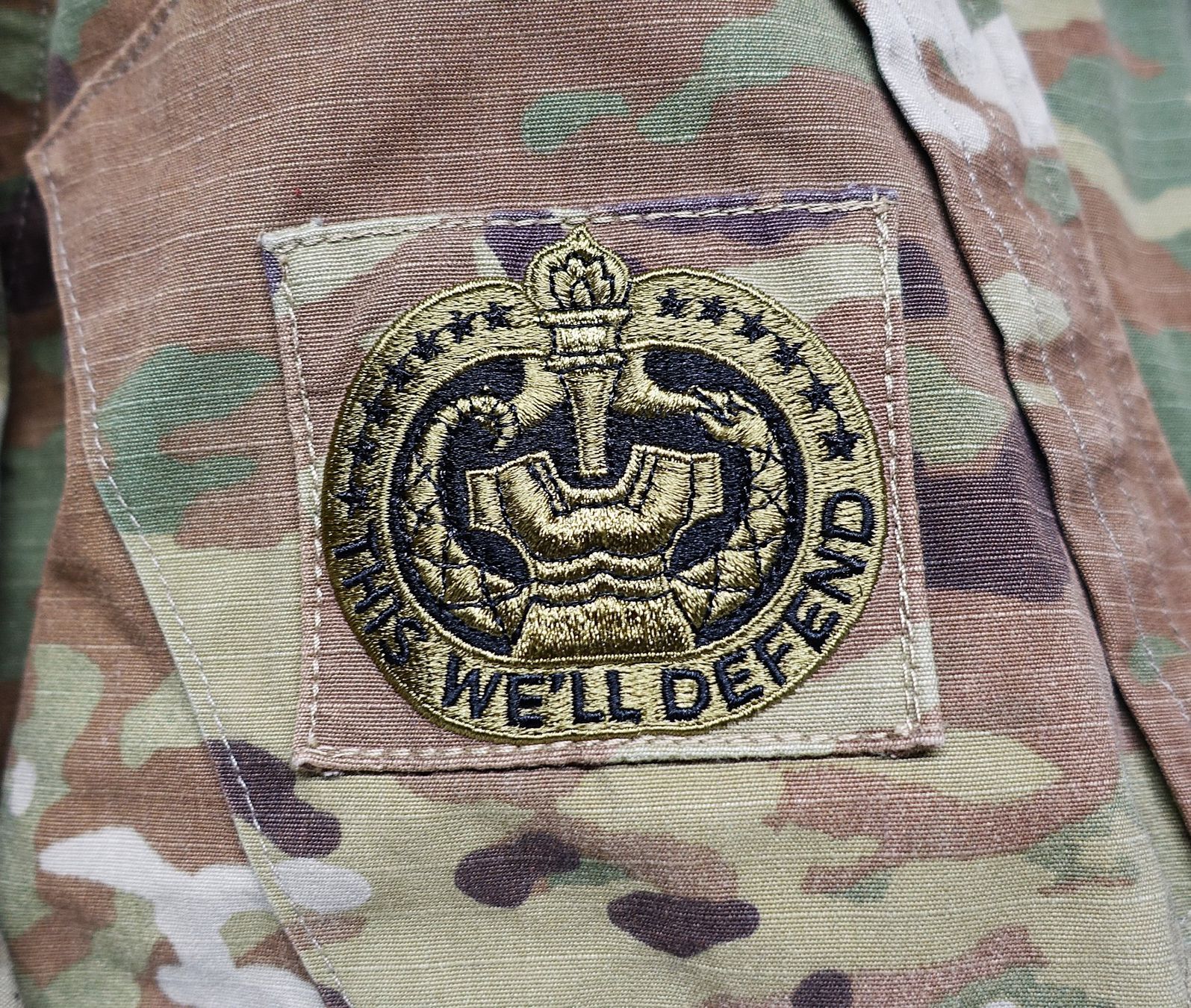 Uniformi: US Army OPC Multicam Camo Tarn Shirt Drill Sergeant Weaver – Usato da Kappelen venduto da Marmoe 3