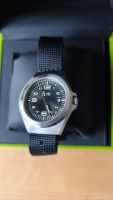 Traser Herrenuhr mit Textilband - Top Zustand!