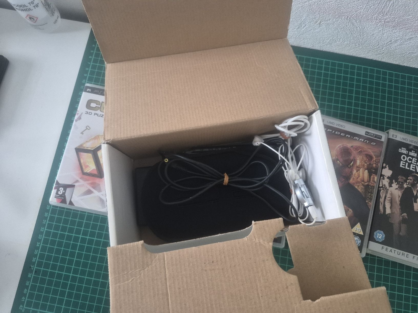 Sony Console: Sony PSP Value Pack with Games and Accessories – Nuovo (secondo la descrizione) da Meyrin venduto da Retro-GZ 1