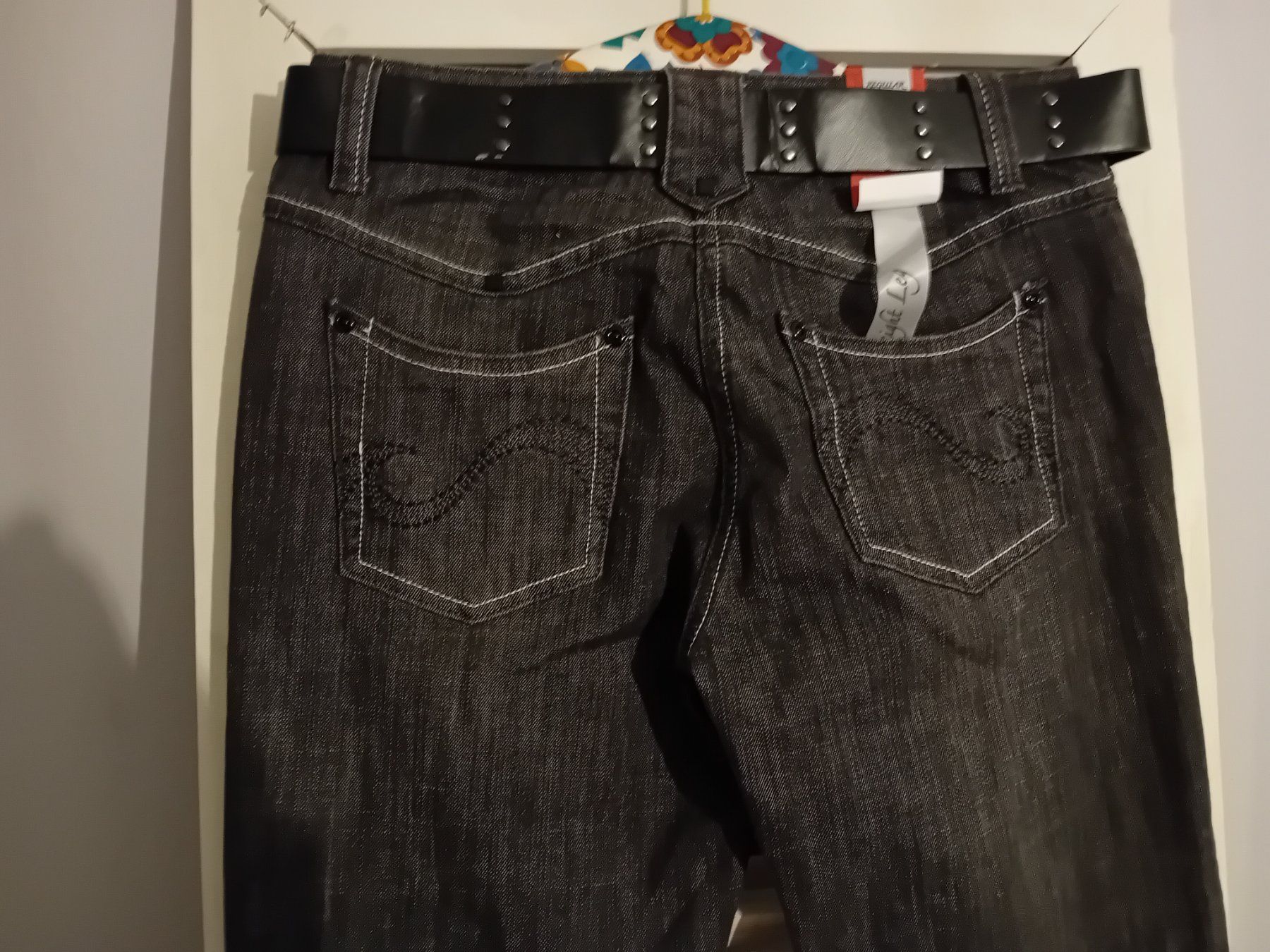 Jeans: Damenjeans – Nuovo e nell'imballaggio originale da Basel venduto da hor_v22g 2