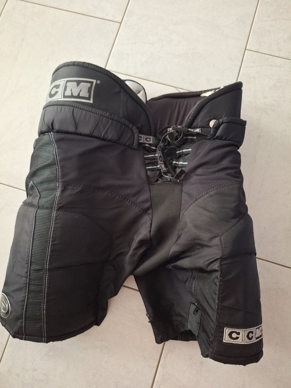 Ccm Protezioni & Imbottiture: Eishockey Hosen – Usato da Wegenstetten venduto da mcfly321