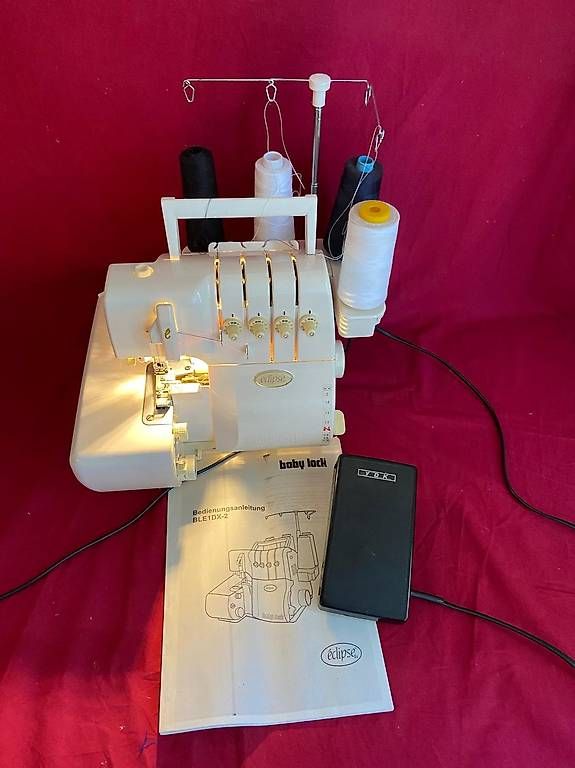 Juki Machines à coudre: Baby Lock Eclipse BLE1DX-2 Overlock Nähmaschine – D'occasion à Basel par Montblanc2 3