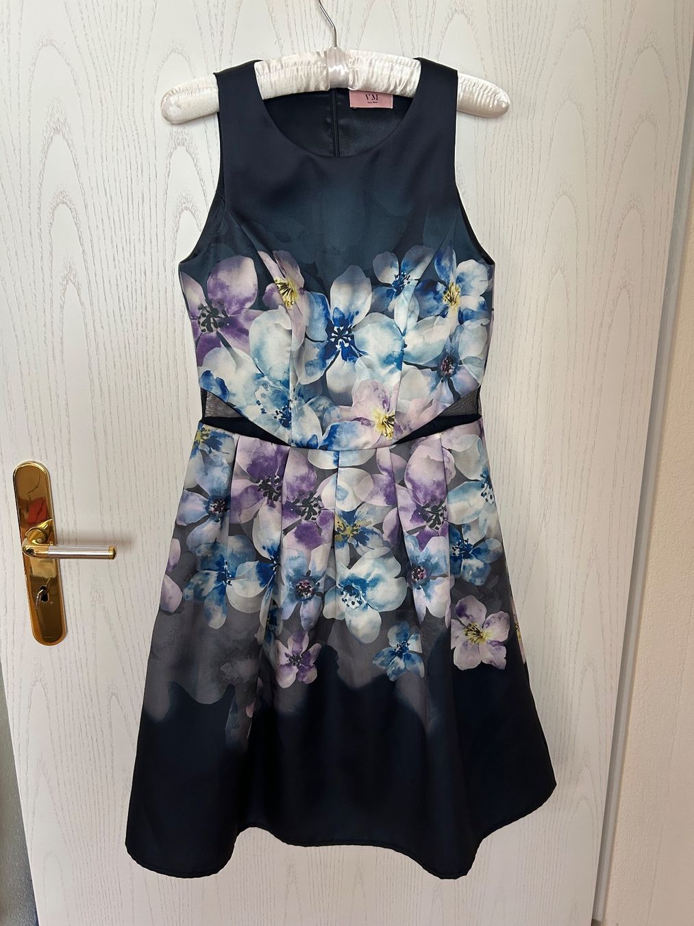 Kleider: Sehr schönes Kleid von Vera Mont – Gebraucht aus Gutenswil von walker60