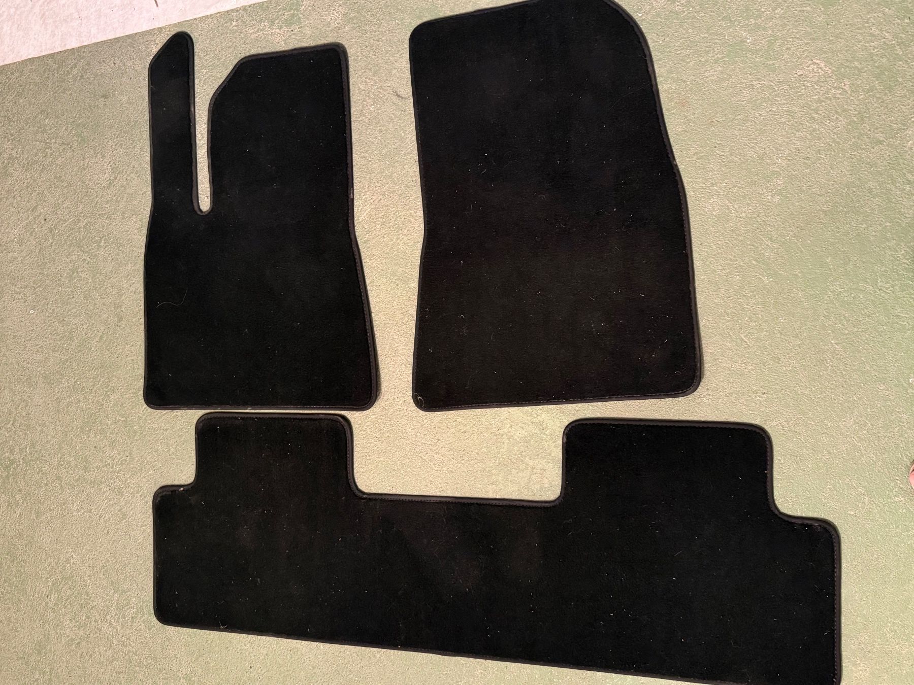 Tesla Tappeti & Tappetini: Teppiche Velours zu Tesla Model 3 – Usato da Malters venduto da brunpi