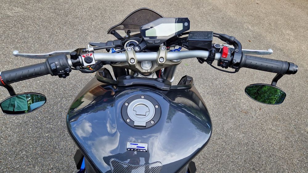 Yahama MT09 mit Quickshifter und Akrapovic Auspuff Kaufen auf Ricardo