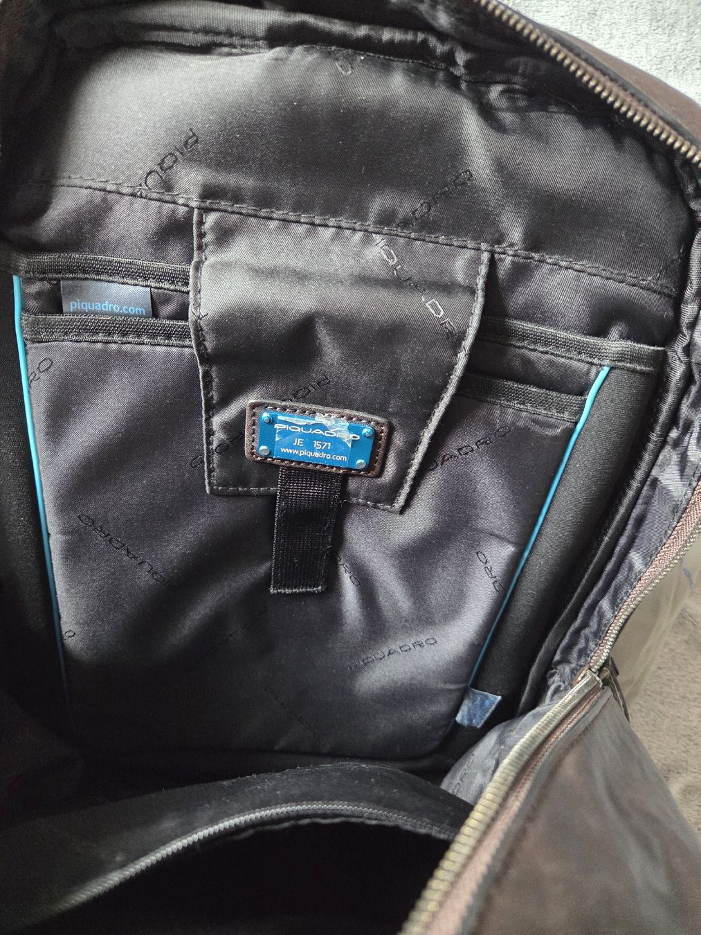 Piquadro Zaini: Piquadro Rucksack dunkelbraun neu – Nuovo (secondo la descrizione) da jona venduto da ricrac10 7