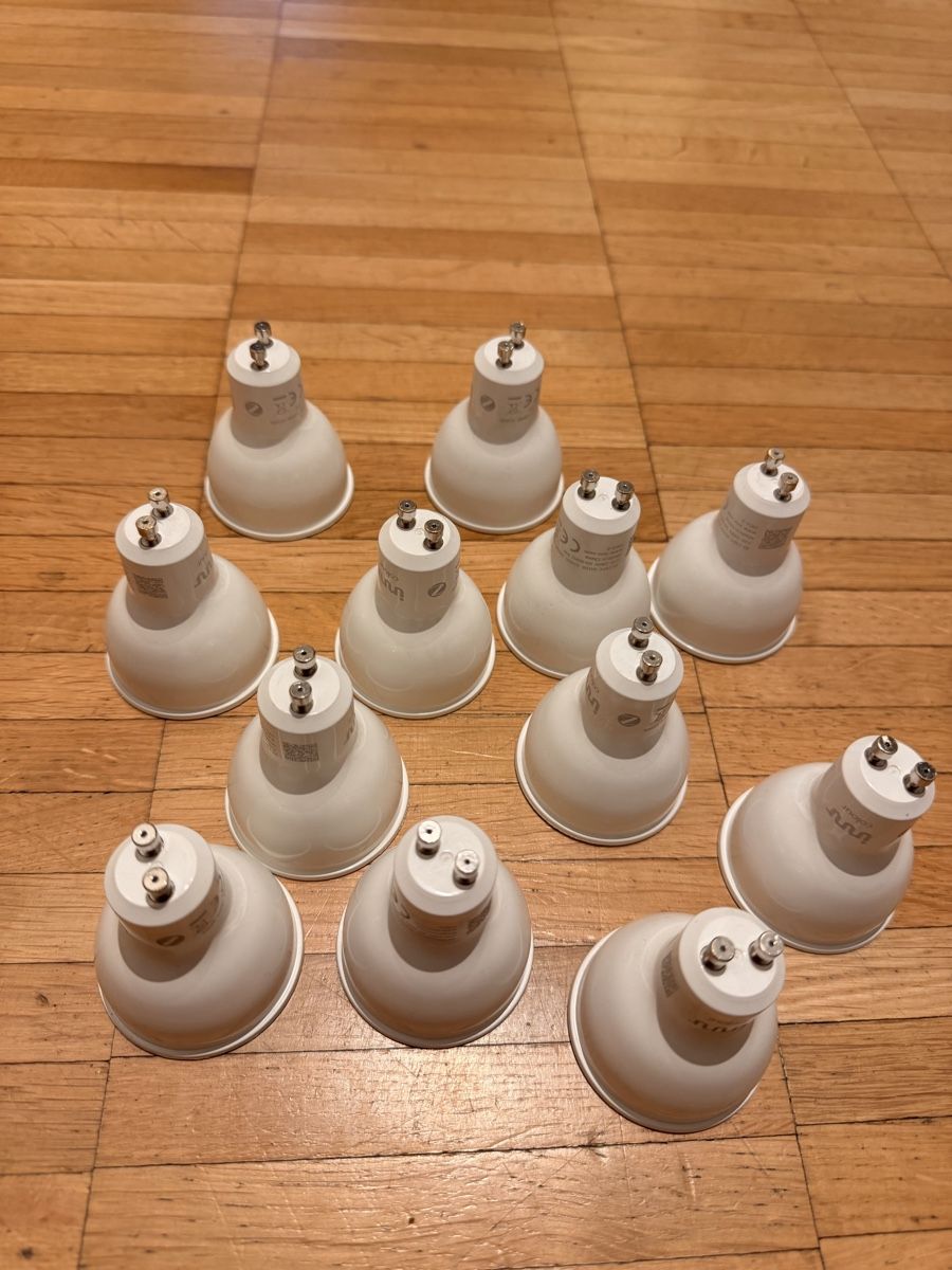 Smart Lampade: 12x gebrauchte Innr Smart LED GU10 Leuchtmittel – Usato da Baar venduto da Vlacoste 1