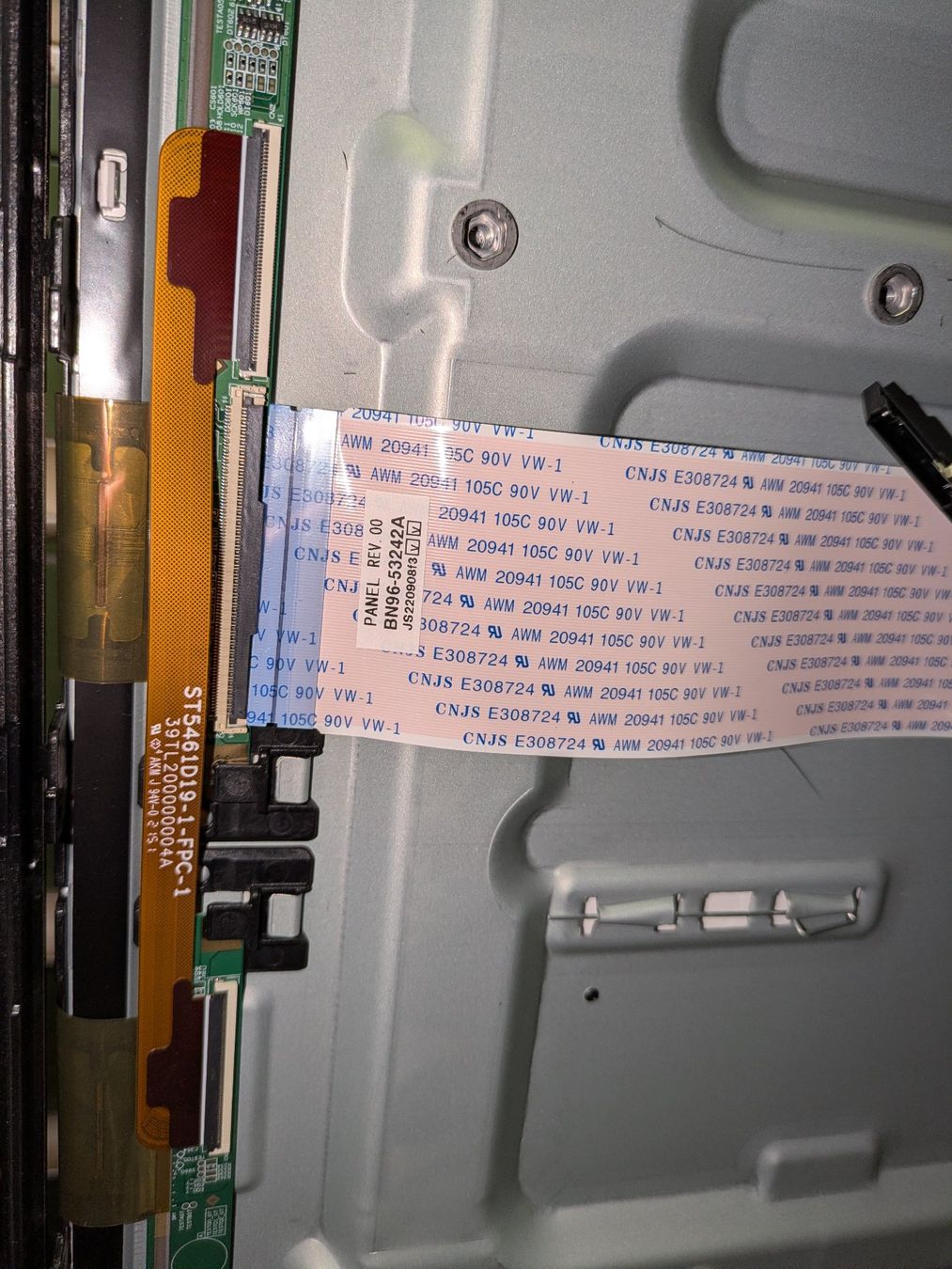 Samsung Componenti elettronici: Samsung TV Einschalt Knopf / Power Button Model: QE55QN90BAT – Usato da Binningen venduto da Smile-46