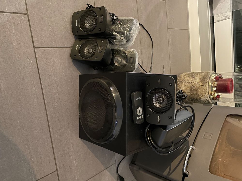 Logitech Z906 Boxen | Kaufen auf Ricardo