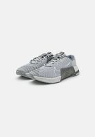 Chaussures Crossfit Nike Metcon 9 gris / blanc 45.5 neuves