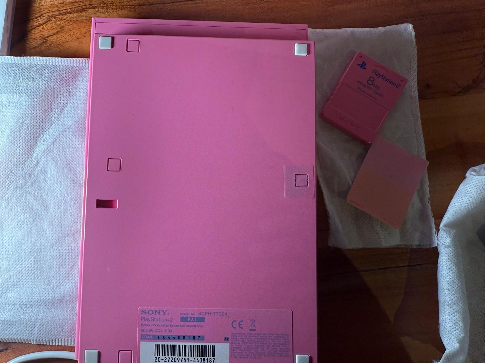 Sony Console: PS2 Slim Pink mit Karton – Usato da Neuhausen venduto da sou_t9p8 4