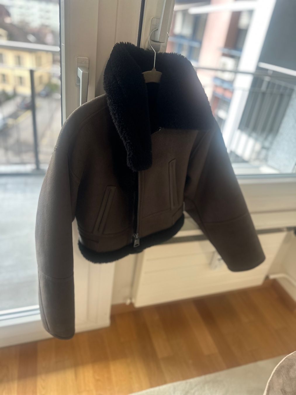 Mango Manteaux: Brown winter jacket – D'occasion à Luzern par Ana_Martins 1