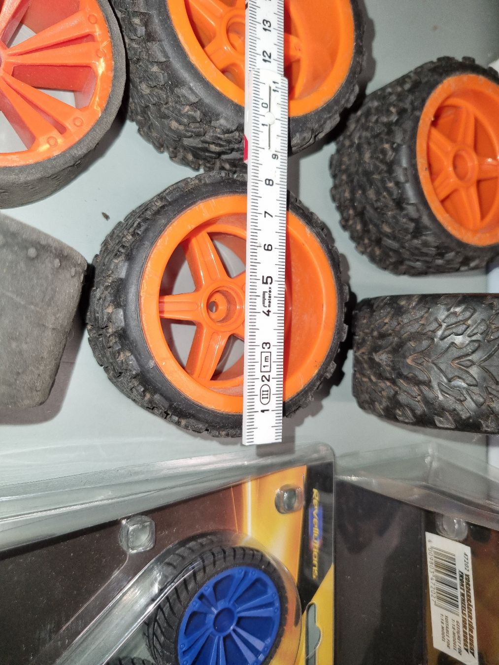 Giocattoli: RC Auto Räder Set,  einiges neu. – Usato da Wettingen venduto da Ishi8 4