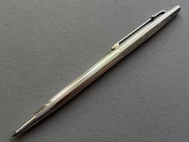 Caran d’Ache Madison Dreh-Kugelschreiber - versilbert cy