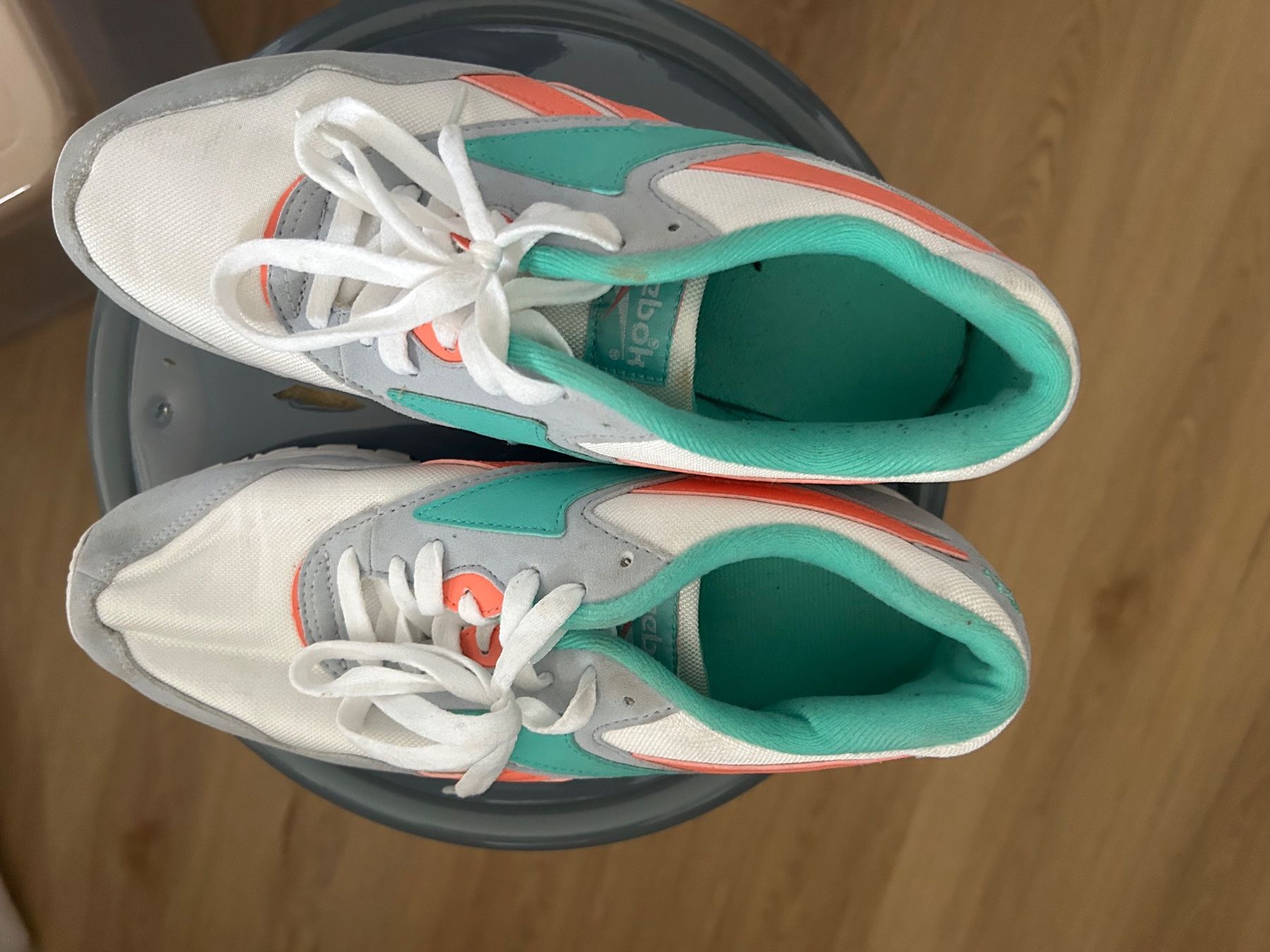 Reebok Scarpe da uomo: Reebok Classic sneakers, size 39, excellent condition – Usato da Sion venduto da hvi_bgs7 2