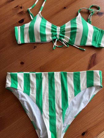 Bikini Set Grösse 42B