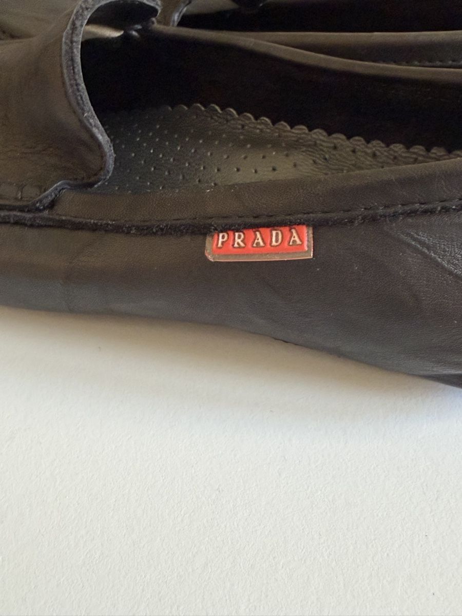 Prada Scarpe da donna: Prada Loafer schwarz Leder Gr 39 – Usato da basel venduto da j_4056 1