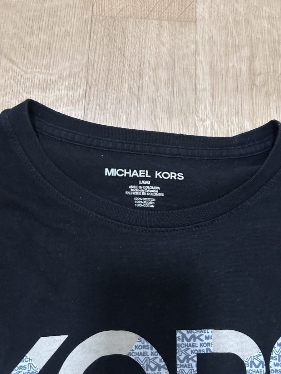 Michael Kors T-Shirts: Michael Kors T-Shirt – Gebraucht aus Belp von jan_6yvx 1