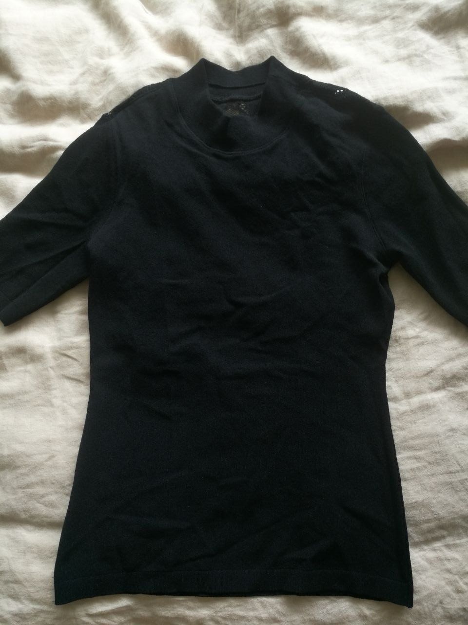 Marc Cain Camicette: Marc Cain Spitzen Shirt N2 / 36 – Usato da Bern venduto da M.J.R.
