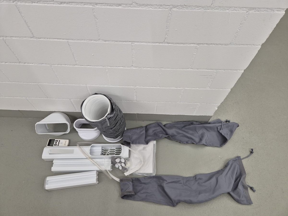 Electrolux Condizionatori: Electrolux Klimagerät mit Zubehör – Usato da Gutenswil venduto da Cornelia011 3