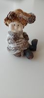 Deko Figur Engel mit Zipfelmuetze und Zapfen guter Zustand