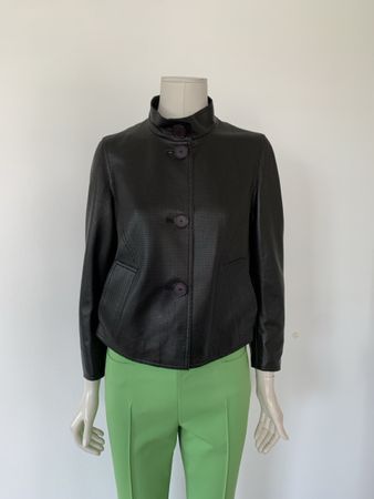 AKRIS: Traumhaft edle, perforierte Leder-Bikerjacke, 36