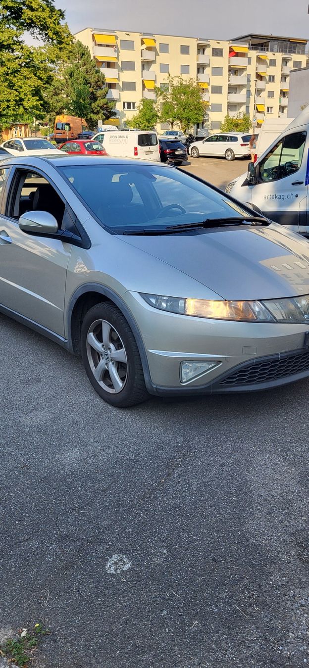 Honda Automobili: Honda Civic 1.4 – Usato da Kloten venduto da sinelina 2