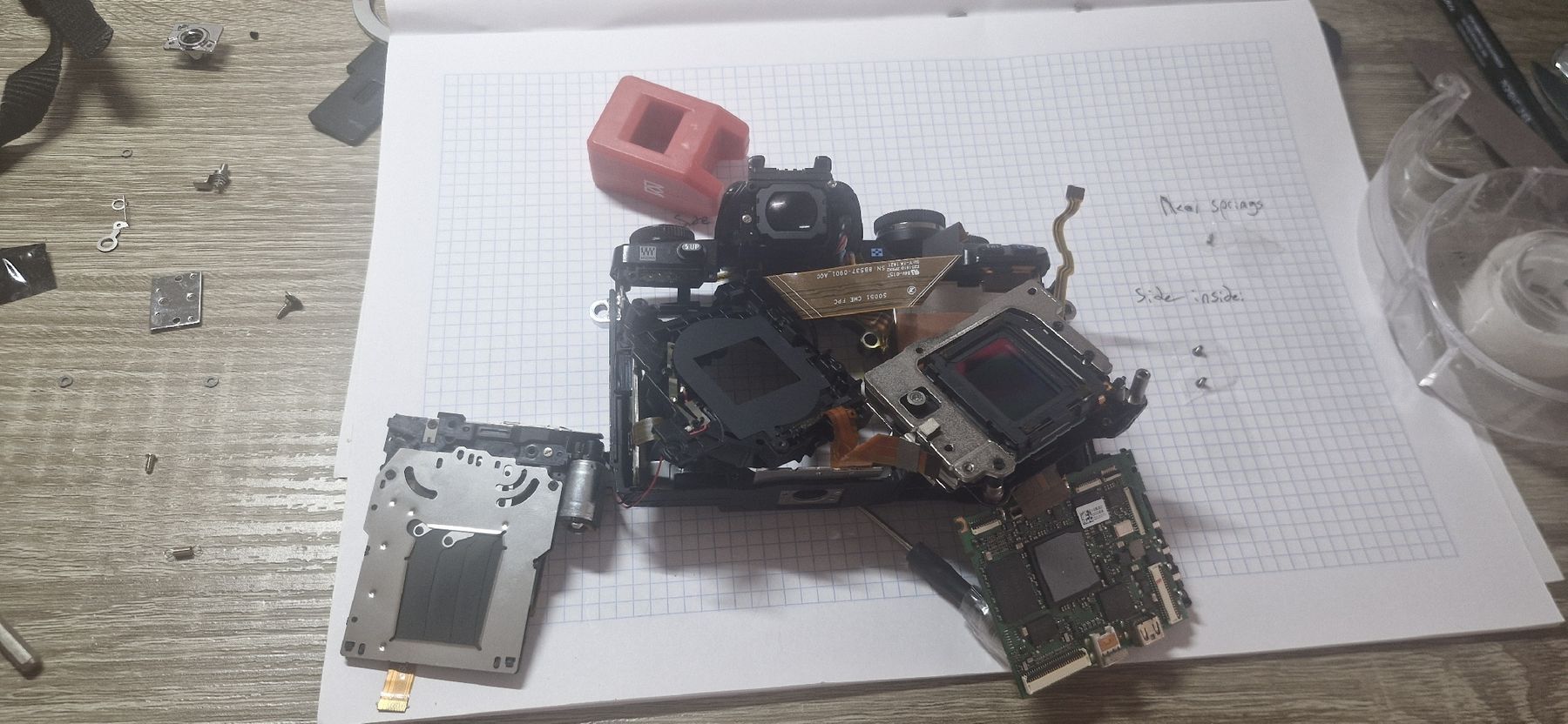 Olympus Fotocamera: olympus omd e-m10 scrap parts – Difettoso da Fleurier venduto da pfi_r2zm