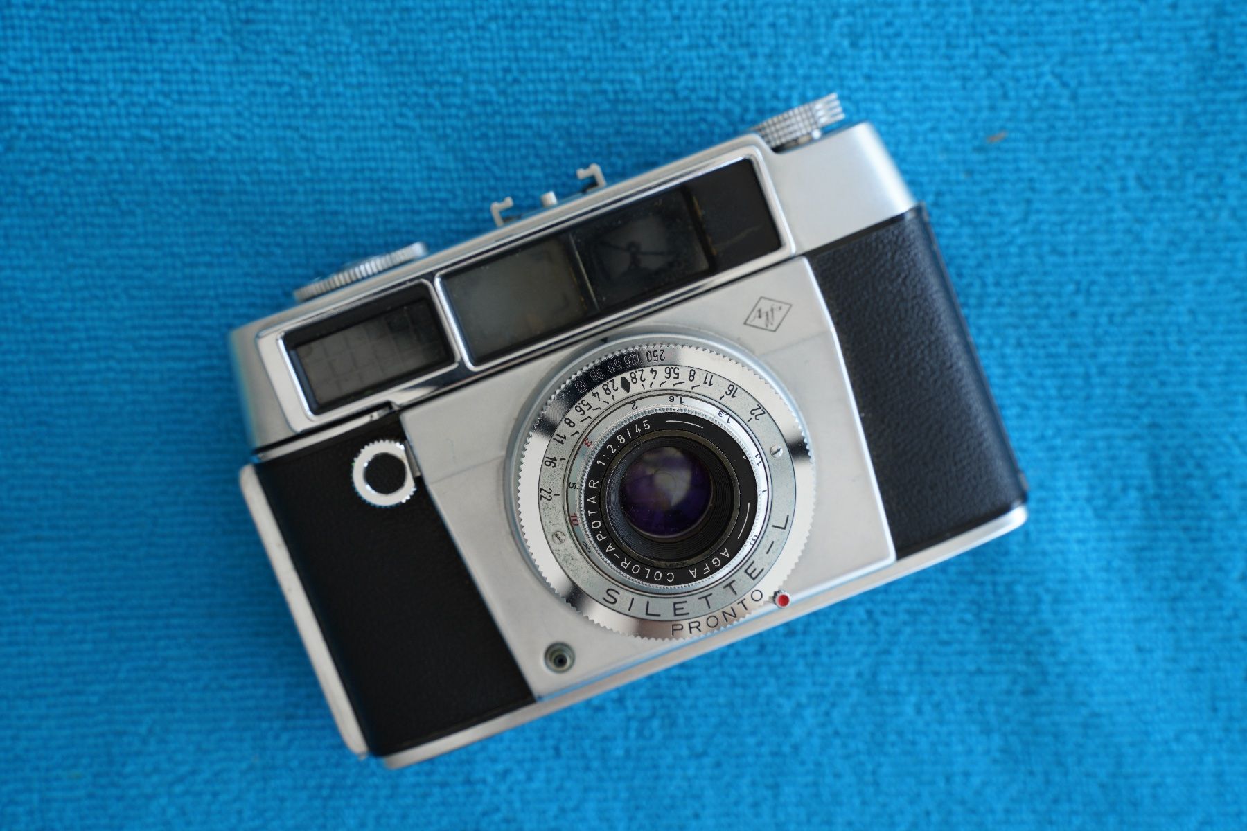 Agfa Kamera: Agfa Silette-L / 45mm 1:2.8 – Defekt aus Dagmersellen von sim_zqh8 8
