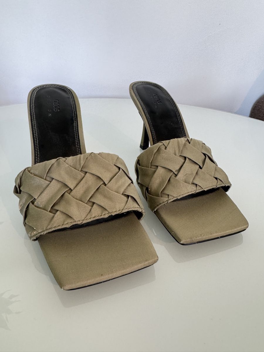 Asos Scarpe da donna: Mules Grösse 38/39 – Usato da Frauenfeld venduto da _smile_w 5