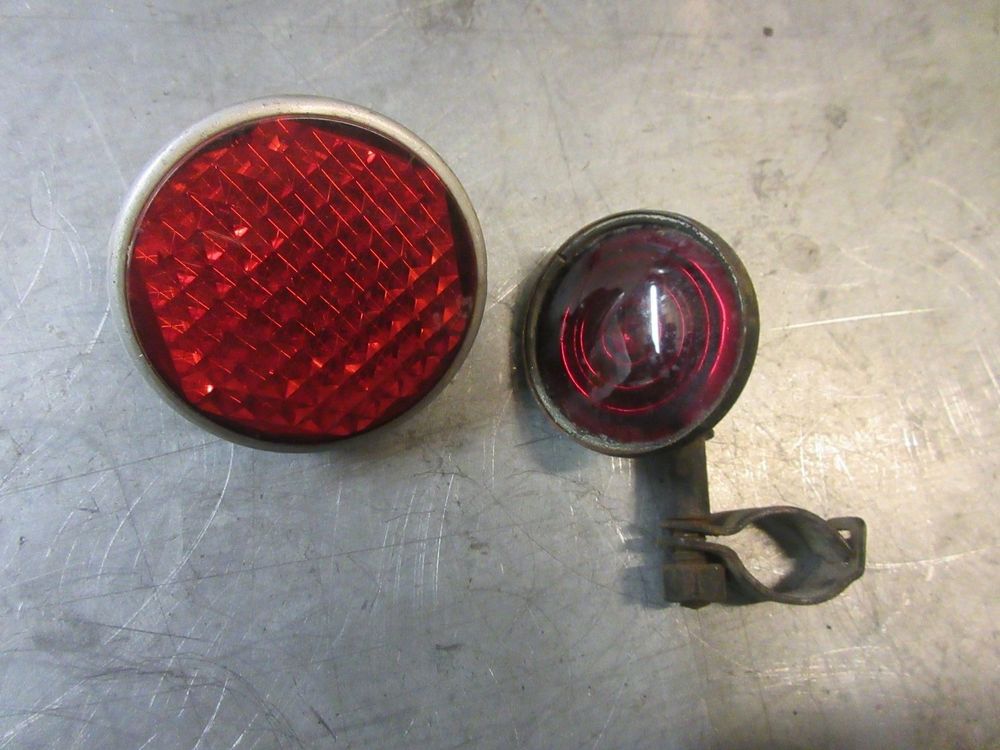 Réflecteur Homologué UE Catadioptre Moto E4 Evermotor - Réflecteur Arrière - Support T Long - 2 Pièces - Homologué UE Oeil De Chat Support T