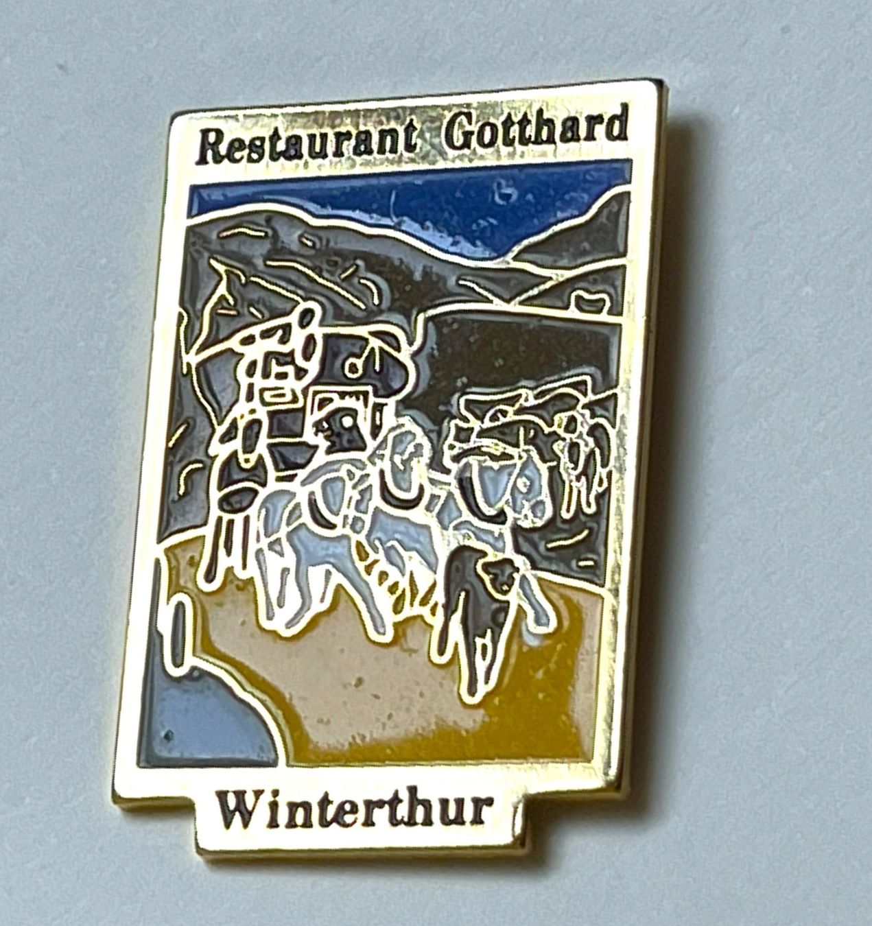 Placchette & Badge: Pin Restaurant Gotthard Winterthur – Usato da Kriens venduto da TSCH1