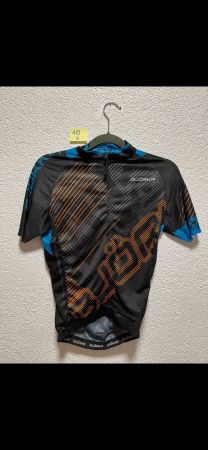 Maillot de vélo taille S neuf de marque  Björka     ref 10s