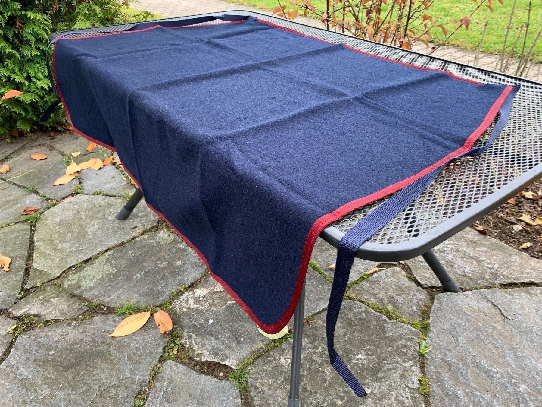 Carrozze: schöne dunkelblaue Bockdecke – Usato da Feldbach venduto da Fea1 9