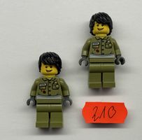 2 Stück Lego Minifigur, Mann mit schwarzen Haaren.