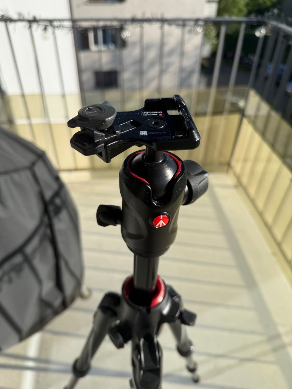 Manfrotto Treppiedi & Teste: Manfrotto Befree GT XPRO Aluminum Camera Tripod – Usato da Bülach venduto da cod_5wmp