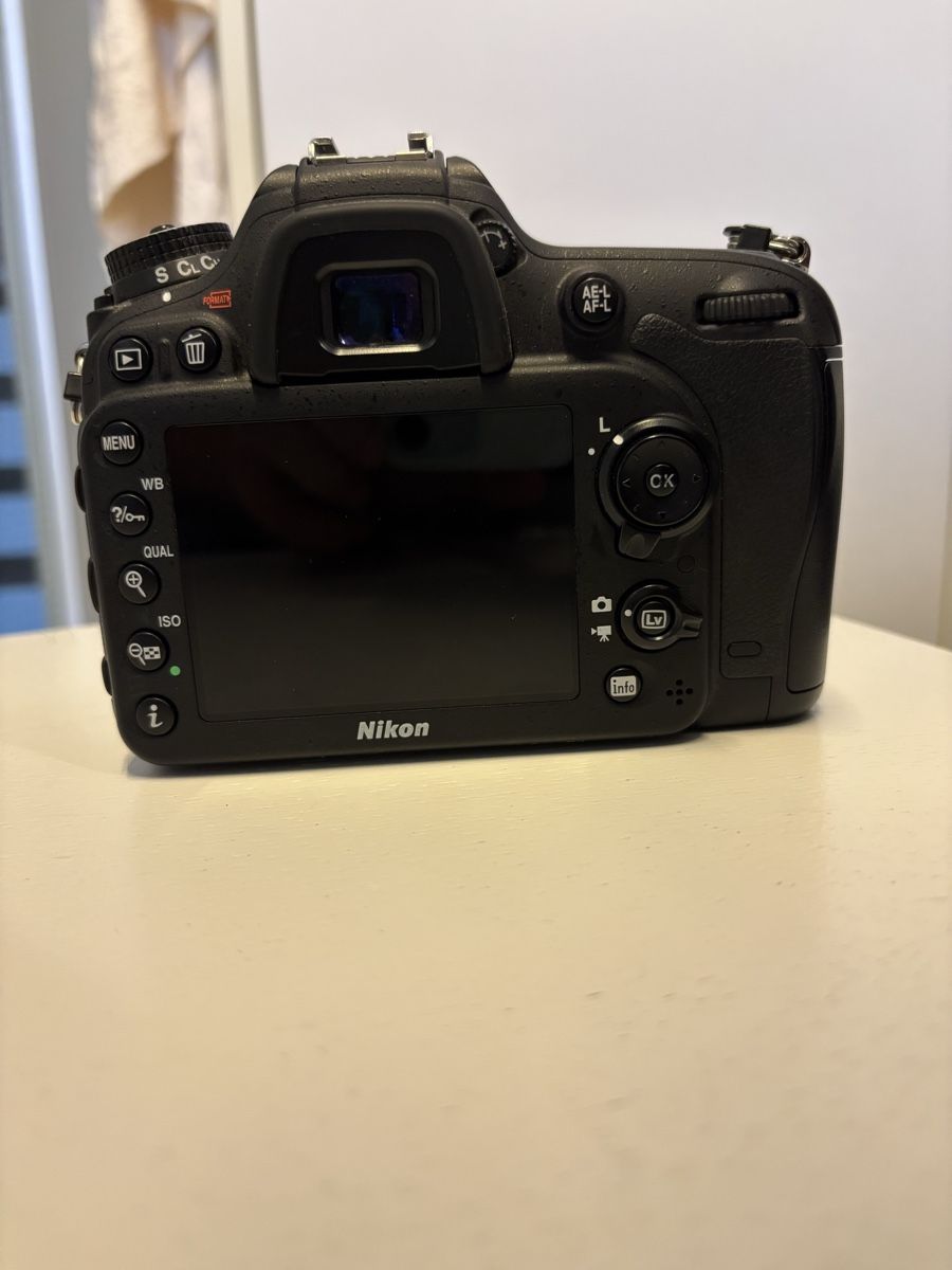 Nikon Appareil photo: Nikon D7200 mit diversen Objektiven – D'occasion à Lenzburg par Martina.N. 9