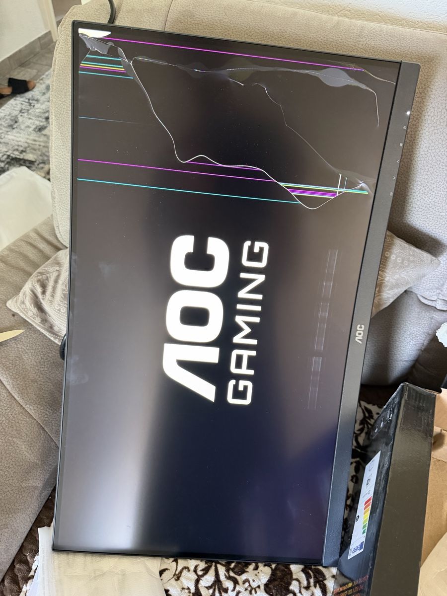 AOC Monitore: Gaming Bildschirm – Defekt aus Oberbuchsiten von M.G.15