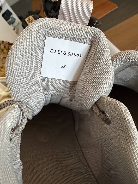 Scarpe da donna: Damen Sneaker – Usato da Wohlen b. Bern venduto da Libero66 2