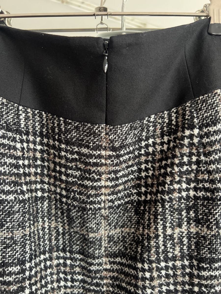 Akris Gonne: Akris  Rock – Usato da Olten venduto da AtelierSecondhand23 3