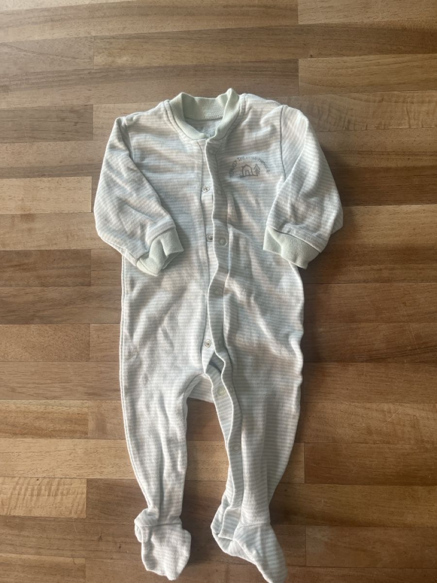 Naturaline Pyjamas & Ähnliches: Strampler Naturaline Grösse 56 1-2M – Gebraucht aus Basel von HugChristine