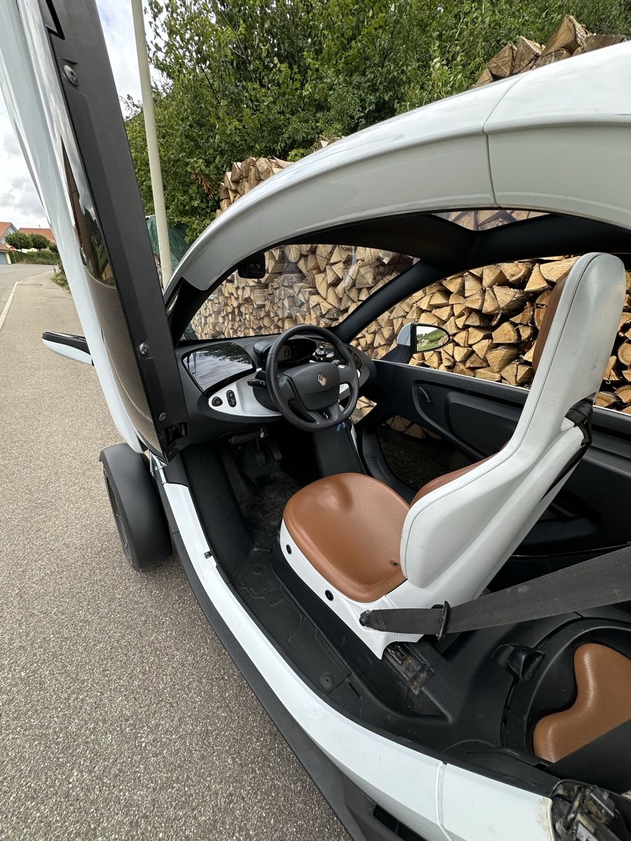 Renault Automobili: Renault Twizy ab MFK  – Usato da Trüllikon venduto da angela4444 3
