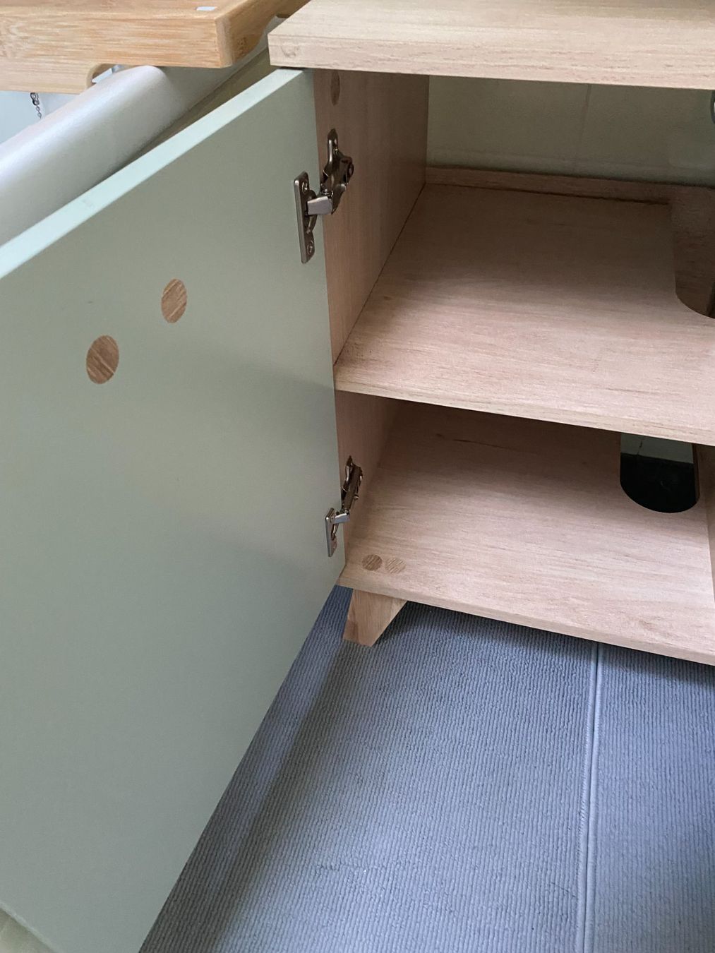 Badezimmermöbel: Waschbeckenunterschrank – Gebraucht aus St. Gallen von art_pn78 3